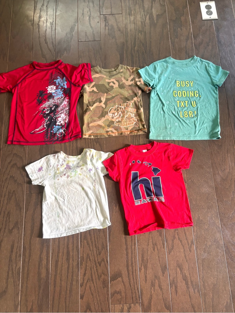 Boys Sz 4, 4T, 4-5 Shirt Lot- Rash Guard, Graphic Tees, Hawaii, Camo- 5 Pieces